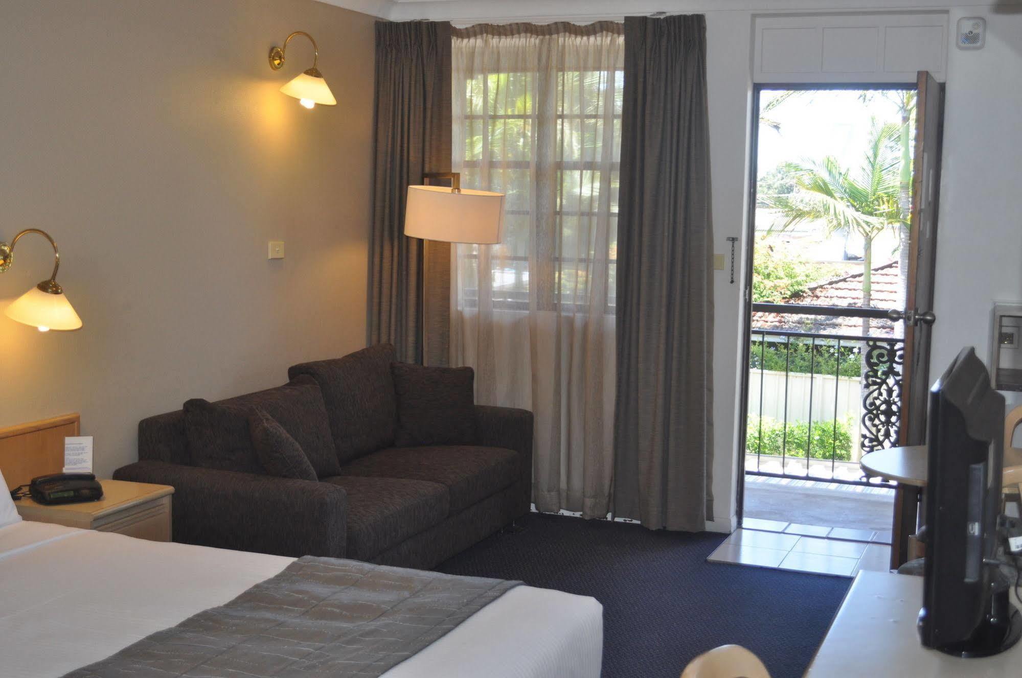 In Town Motor Inn Taree Extérieur photo